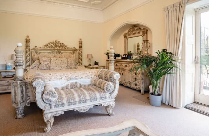 Accommodation images at Berwick Lodge Bristol